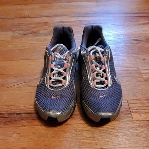 Women's Nike Shox Size 6.5